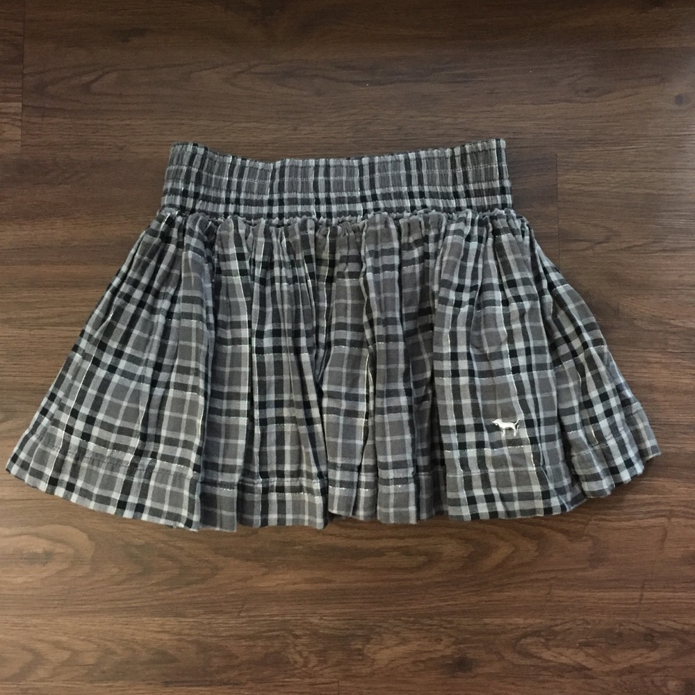 Flouncy, metallic plaid mini skirt with POCKETS!